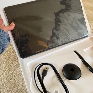 Wacom Intuos Pro medium like new